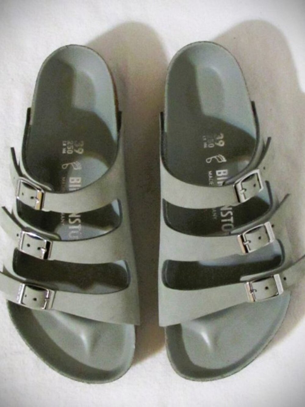NEW Womens Ladies BIRKENSTOCK Seafoam Green Leather Sandal Shoes 8 M Orig $164 - Picture 11 of 12